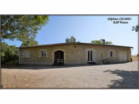 au calme - maison plain-pied 150 m² - 5 chambres - dpe : b