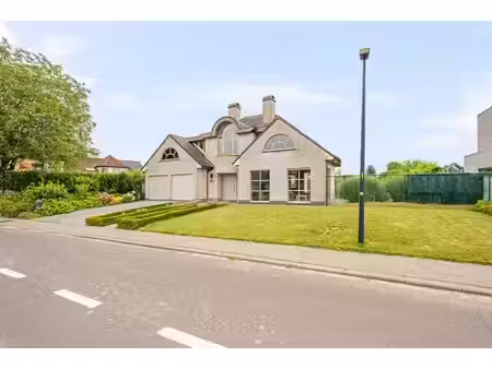 villa économe en énergie idéalement située