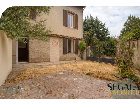 maison de village de 111 m²  3 chambres et cour – lescure-d’albigeois