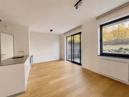 uccle / saint-job. appartement 86m2 - 2 chambres avec terras