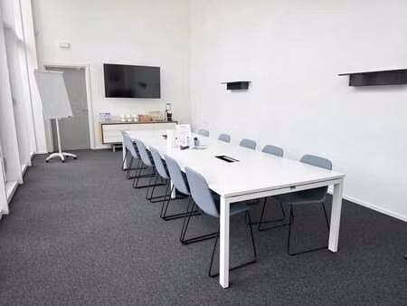 accès tout inclus à des espaces de bureau professionnels pou