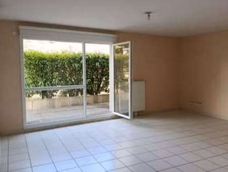 location appartement 4 pièces à besançon (25000) : à louer 4 pièces / 63m² besançon