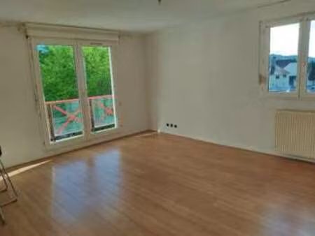 location appartement 3 pièces à billère (64140) : à louer 3 pièces / 71m² billère