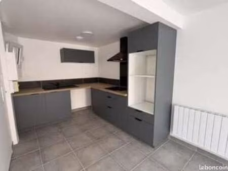 location appartement 3 pièces à geaune (40320) : à louer 3 pièces / 48m² geaune
