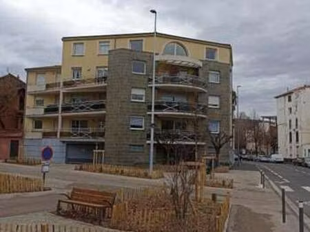 location appartement 2 pièces à clermont-ferrand (63000) : à louer 2 pièces / 51m² clermon