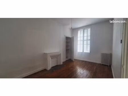 appartement 33m² chateau-renault
