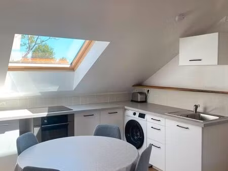 appartement sous les combles - calme  lumineux  entre angers et saumur
