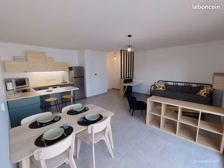 t2 neuf meublé avec goût - 53m² – 10m² de balcon/terrasse - immeuble neuf - très calme – b