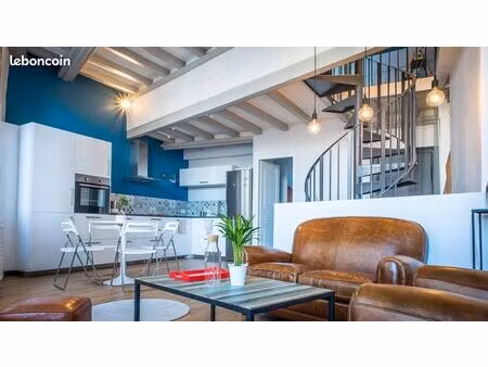 appartement à louer vieux lyon • 3 pièces • 78 m2 (surface au sol  100 m2 )