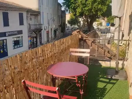 studio tout confort meuble centre-balcon