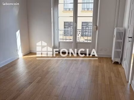 appartement 2 pièces 60 m²