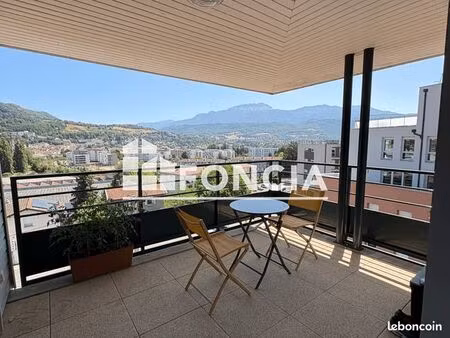 appartement 3 pièces 69 m²