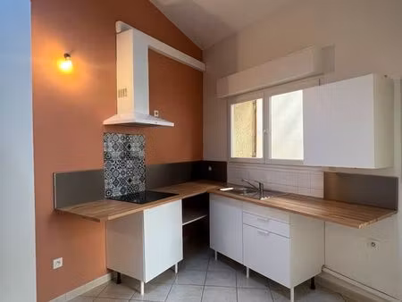 a louer-appartement 61m²