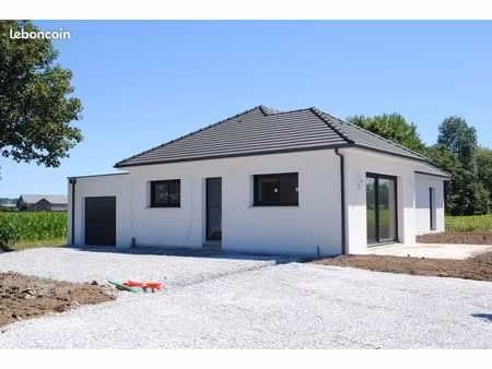maison poey de lescar 110 m² avec jardin