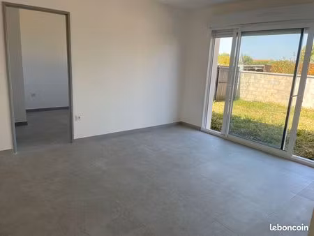 maison plain pied neuve dans impasse