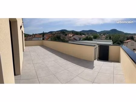 magnifique terrasse proche châtaigneraie chu