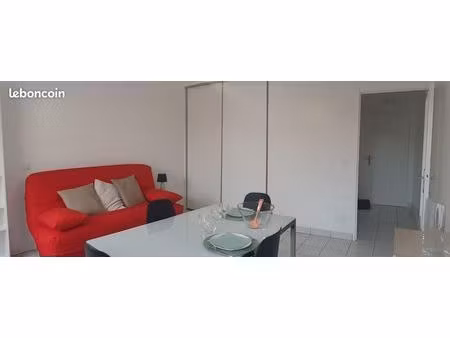studio 1 pièce 27 m²