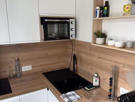 charmant studio entièrement rénové