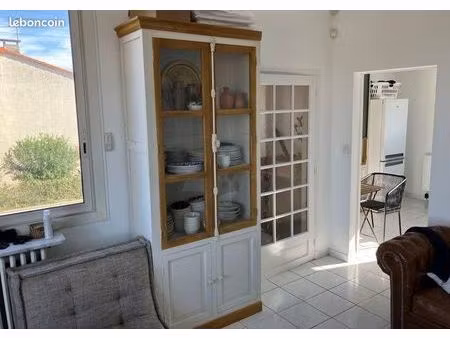 chambre 1 pièce 67 m²