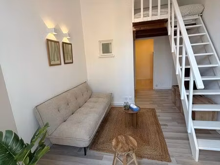 studio cosy avec mezzanine à 7 min de la croisette