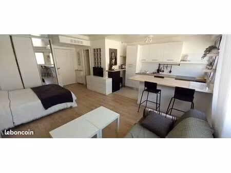 location studio meublé de 33 m2 - 88 boulevard carnot cannes à louer