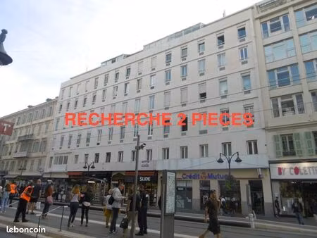 recherche 2 pièces