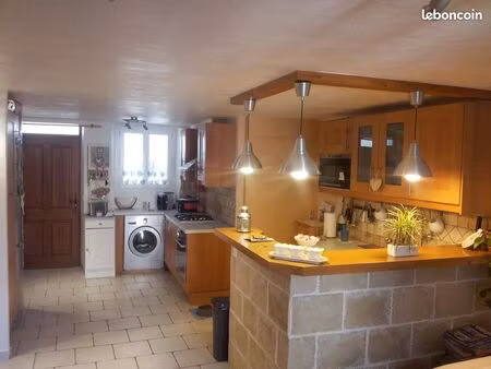 appartement 2 pièces dans le village de cabris