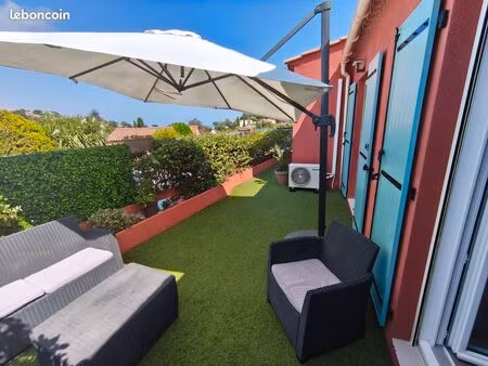 beau 3p esprit maison dans résidence arborée avec piscine et parking