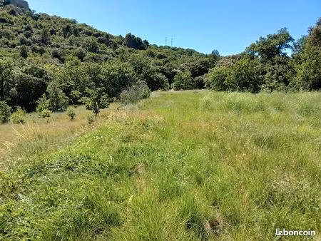 terrain agricole sur vernegues