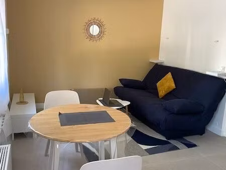 rare magnifique studio rénové et climatisé