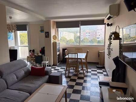 appartement 80m carré