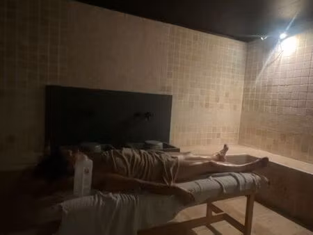 opportunité unique : salon de beauté avec hammam