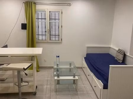studio 20 m2 village de fos sur mer