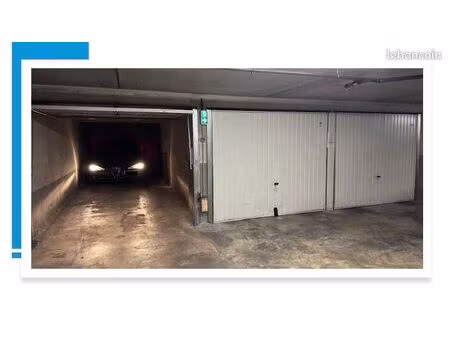 garage double 22 m2 -marseille 13010