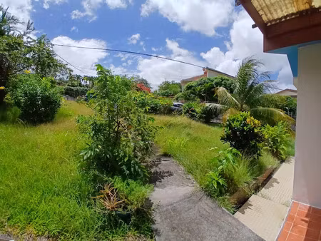 vente maison 163 m² à schoelcher (97233)  390 000 €