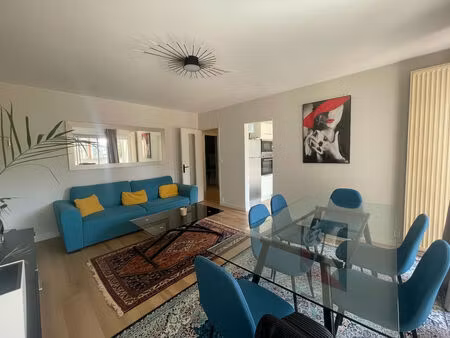 a vendre appartement vannes 3 chambres  bus commerces  écoles