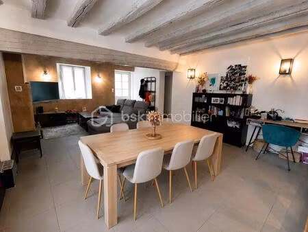 châteauneuf-sur-loire – maison de ville rénovée à deux pas du parc du château