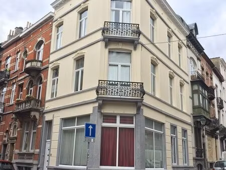 appartement à louer à rue de la linière 32 saint-gilles (vwd18301)