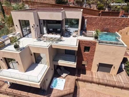 villa d'exception neuve 266 m² – vue mer panoramique  port de la figueirette  piscine  5 s