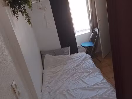 chambre plateau de la croix rousse 8.7m2
