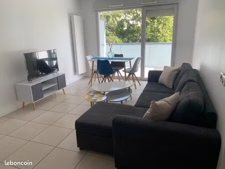 appartement t3 + terrasse à louer