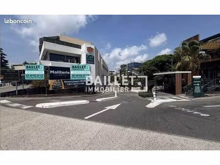 entrepôt 137 m² saint-laurent-du-var