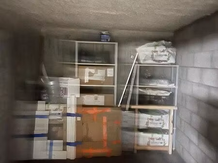 garage box fermé à vendre gratte-ciel villeurbanne