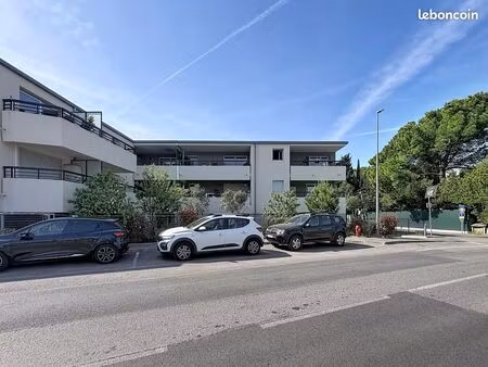 local commercial 160 m²