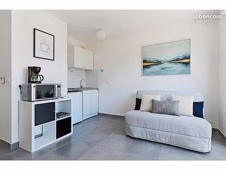studio meuble récent proche des universités