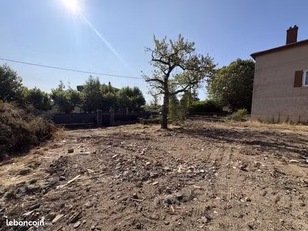 terrain 300 m² messimy