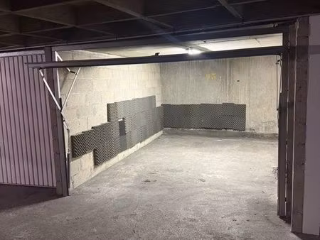 box/parking déjà loué à vendre