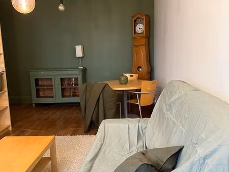 vends appartement entièrement rénové - 55m² - 3ème arrondissement quartier part-dieu