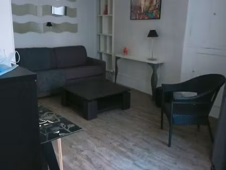 charmant studio meublé