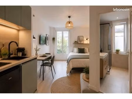 charmant studio rénové — trocadéro / rue lauriston  disponible en octobre